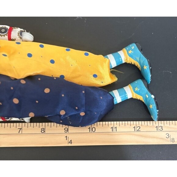 Vintage Ganz Ceramic Collectible Shelf Sitter Clown Doll W/Porcelain Face/Hands/ - Picture 6 of 6